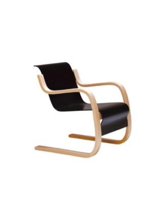 Artek Nojatuoli 42, istuin maalattu musta