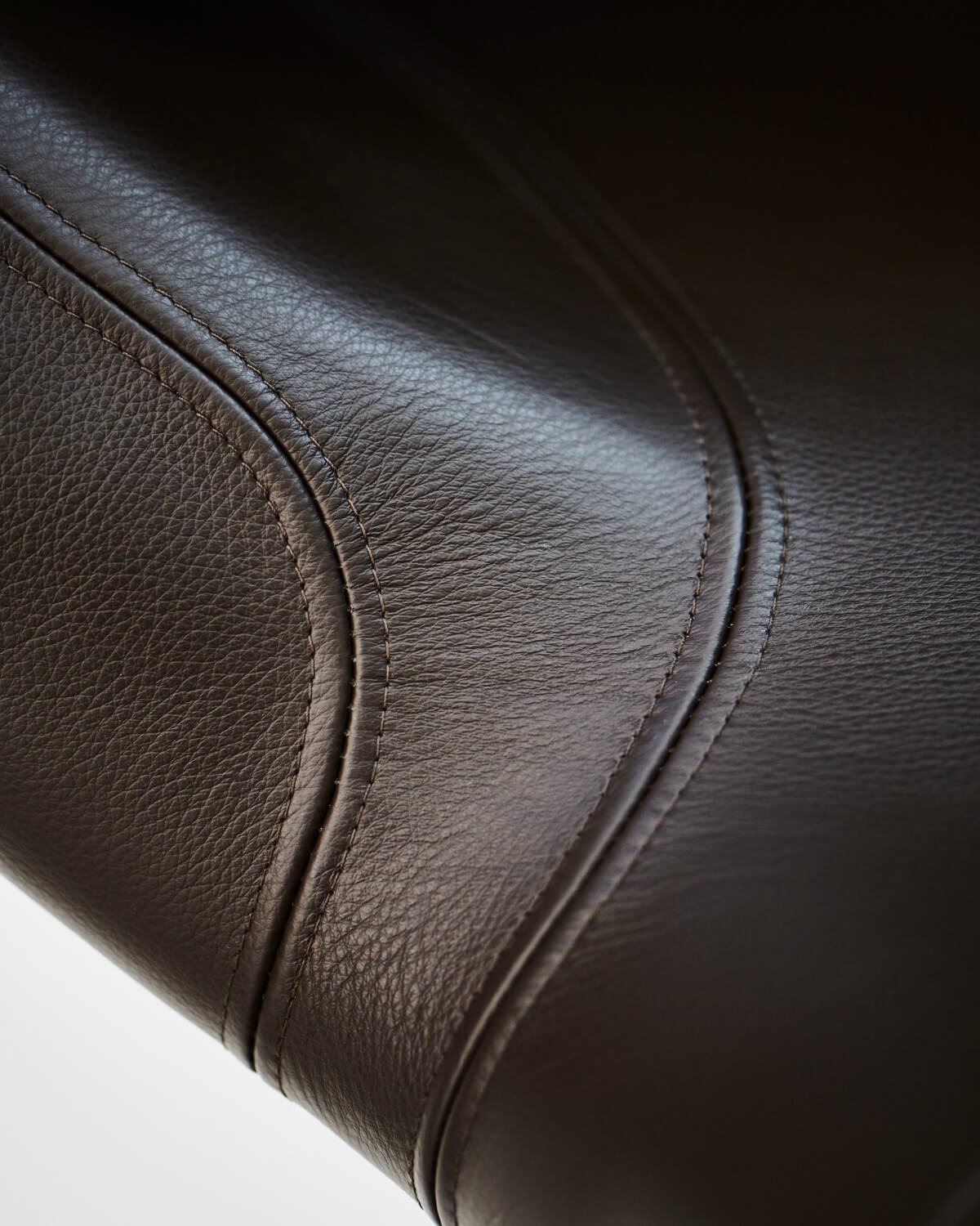 Karuselli tuolin verhoilu - Image 2