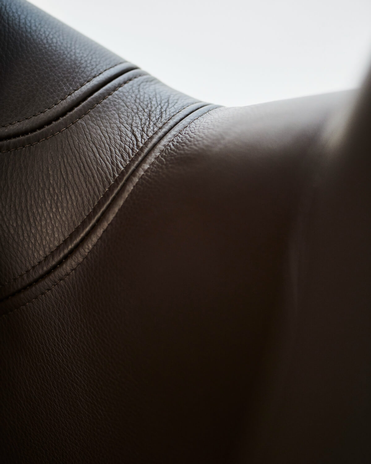 Karuselli tuolin verhoilu - Image 3