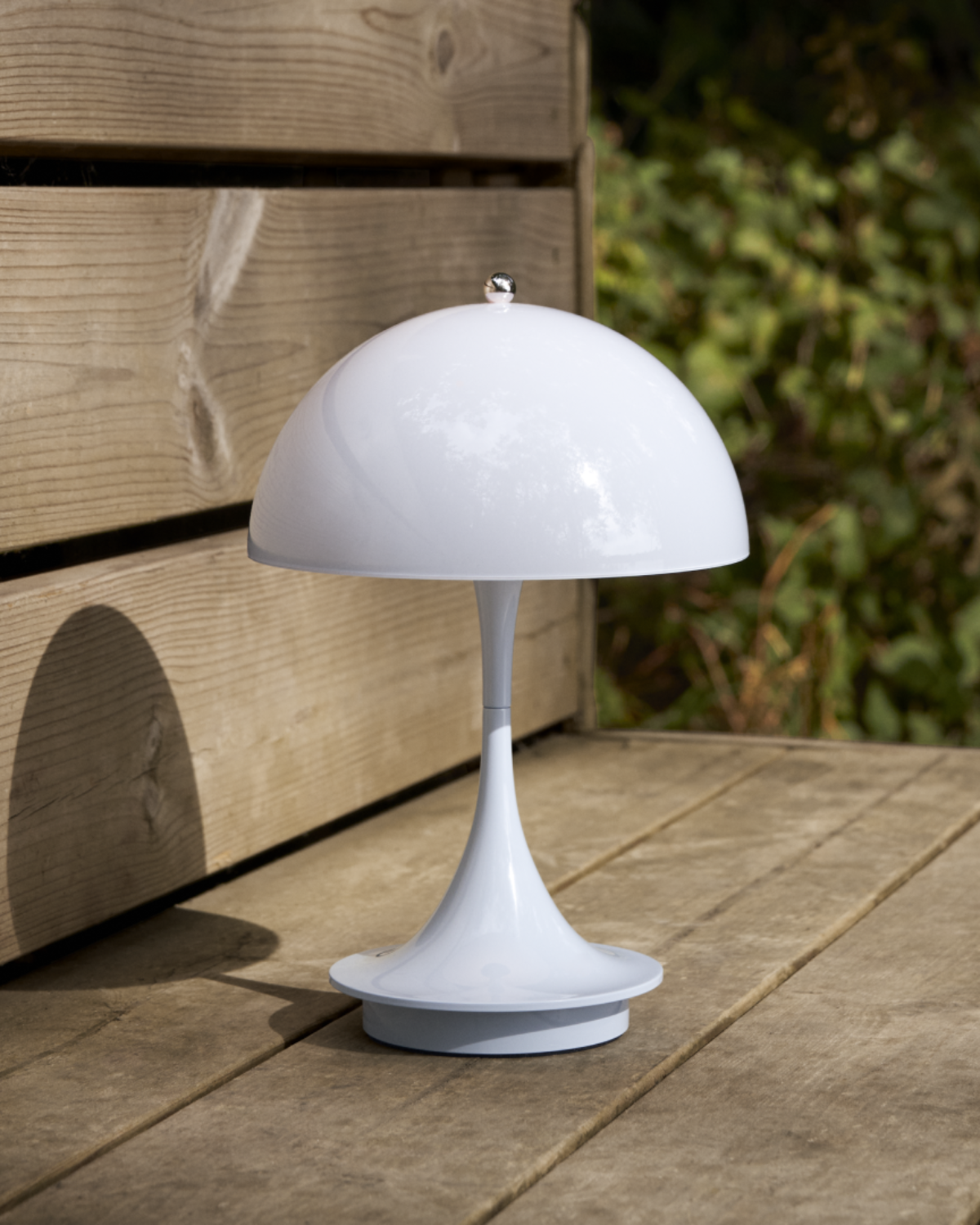 Panthella 160 Portable V3 ladattava pöytävalaisin, opaali vaaleansininen - Image 4