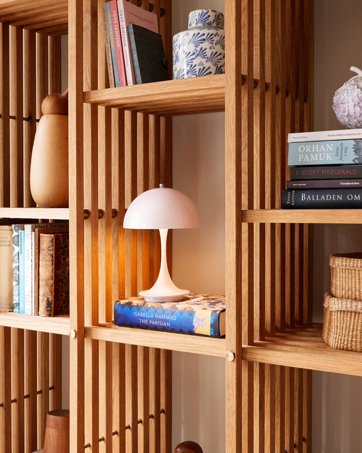 Panthella 160 Portable V3 ladattava pöytävalaisin, opaali vaaleanpunainen - Image 4