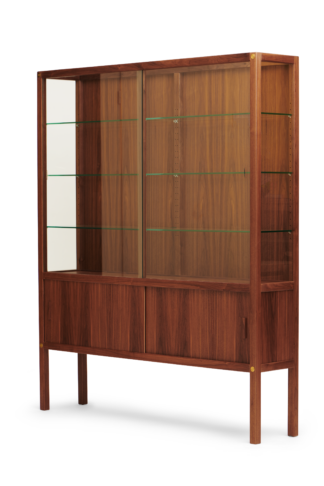 Näyttely vitriini iso, pähkinä