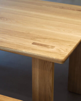 Loviisa ruokapöytä